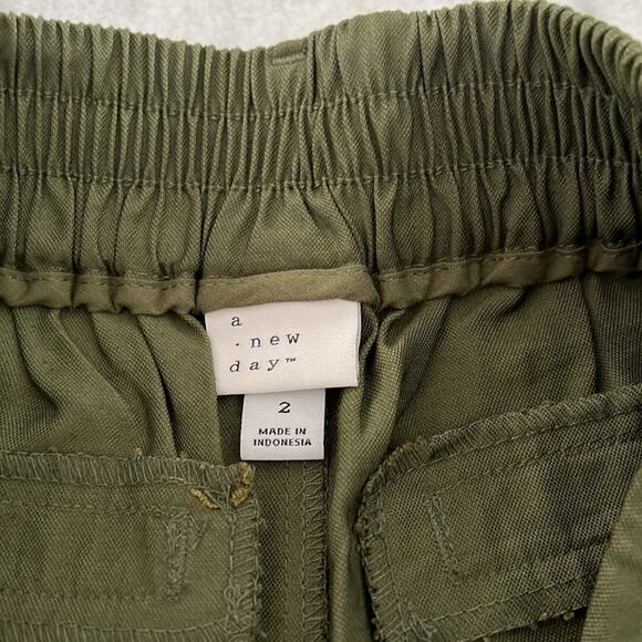 A New Day Ankle Pants Olive Army Green Rolled Cuffs Center Seam High Rise - Picture 3 of 11